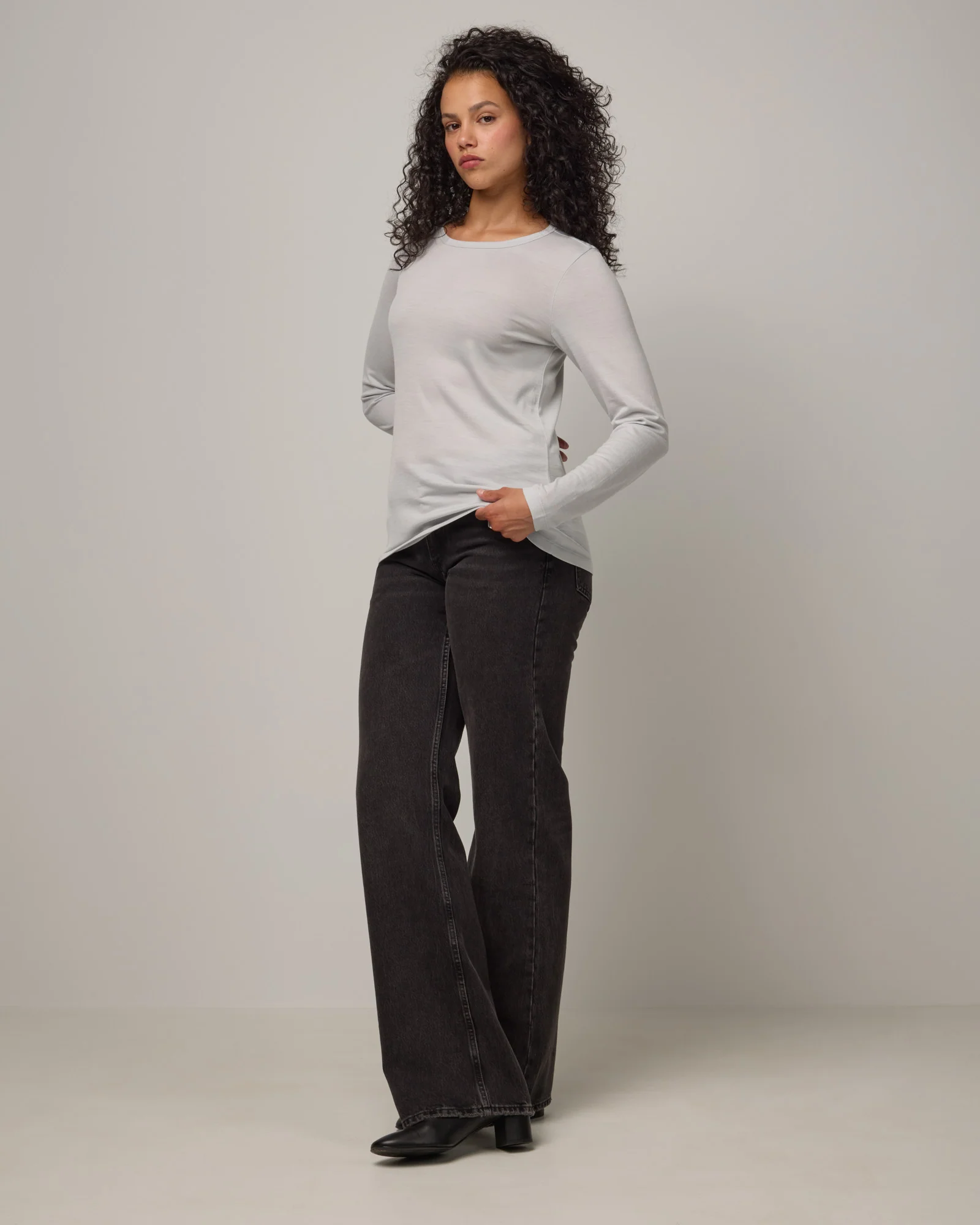 Sloan Signature Fitted Tee - Image 3
