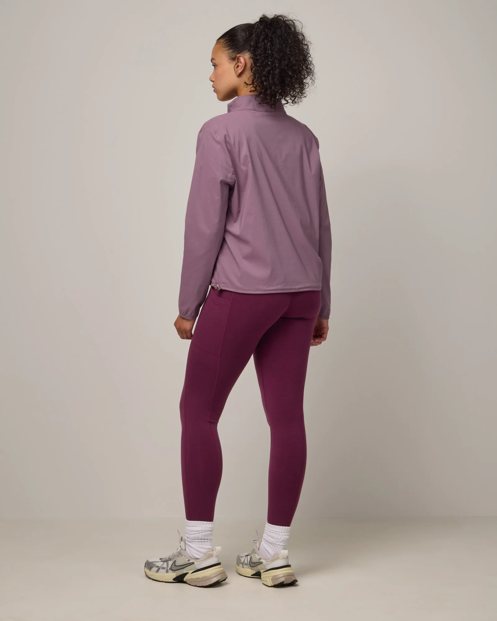 Summit Pocket Legging - Image 3